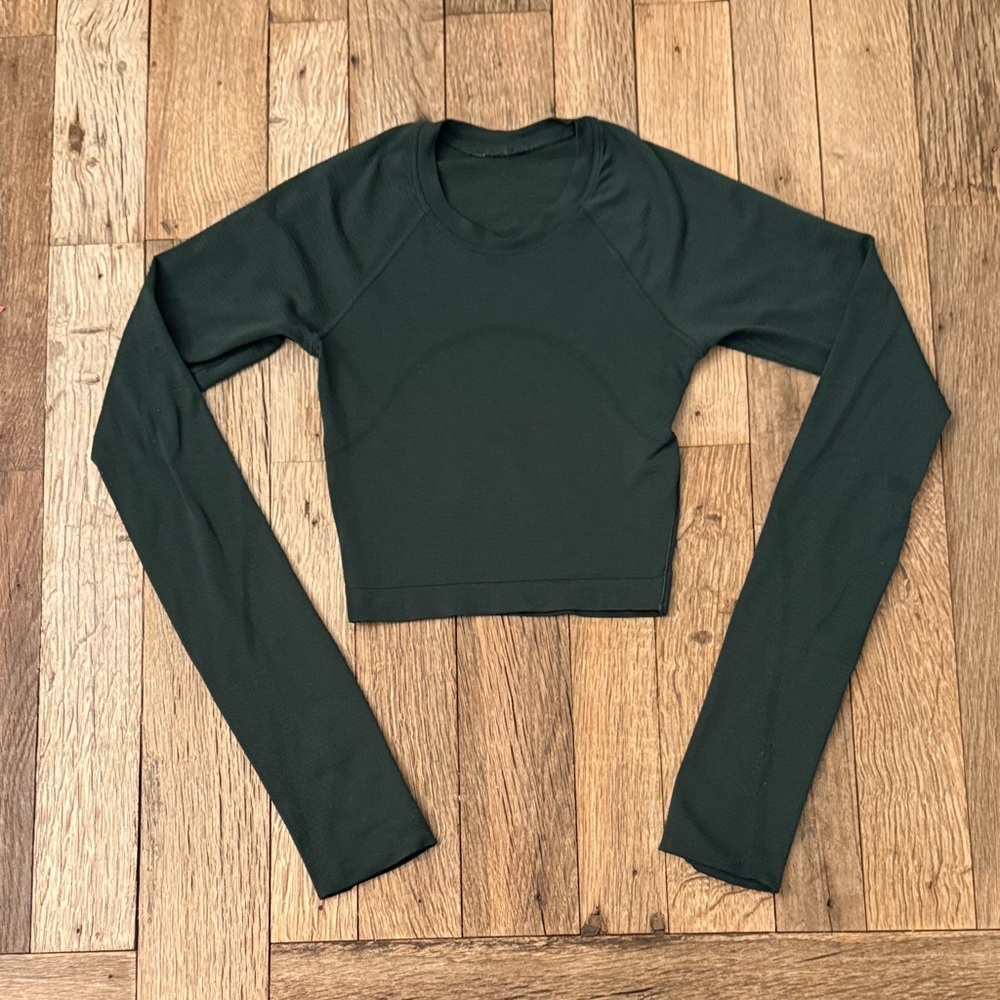lululemon athletica Forest Green Long Sleeve Crop Top